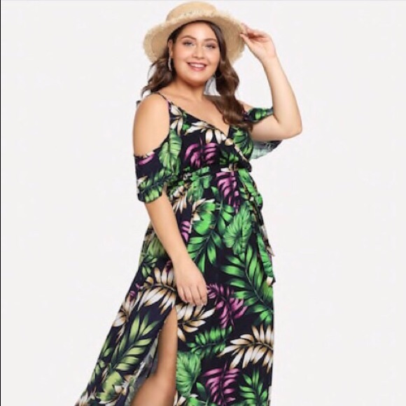 🍃🍁Botanical Dress🍁🍃 - Picture 2 of 5